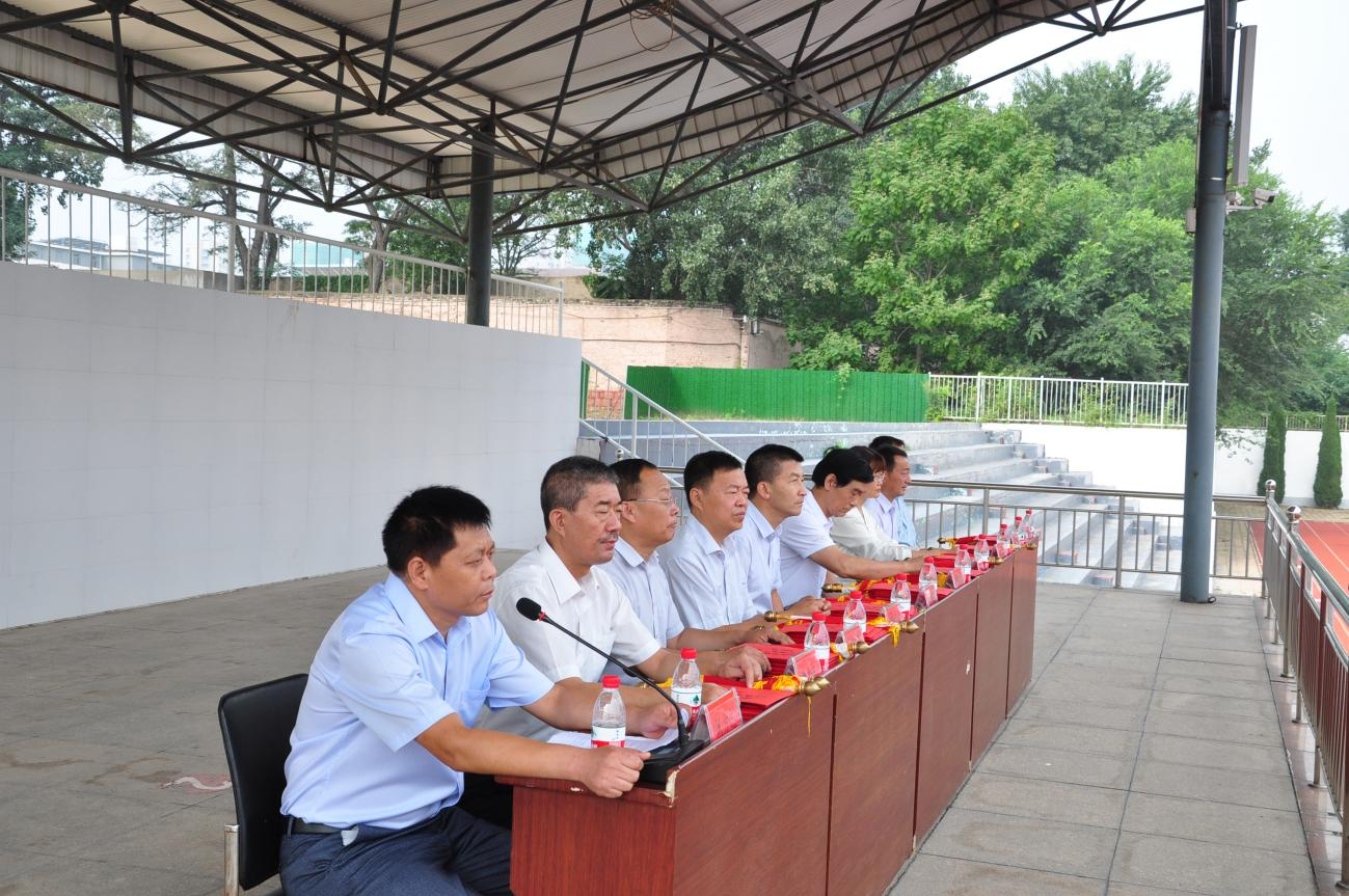 金秋助学 ┃ BG大游集团为实验中学高考学子颁发“BG大游助学金”