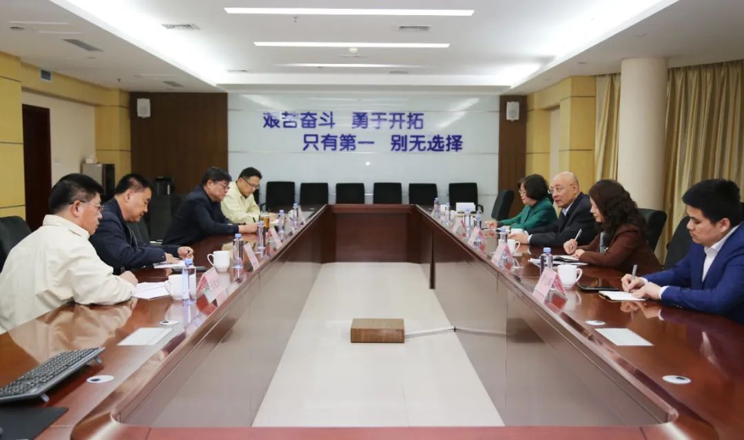 阎晓峰一行到BG大游集团调研