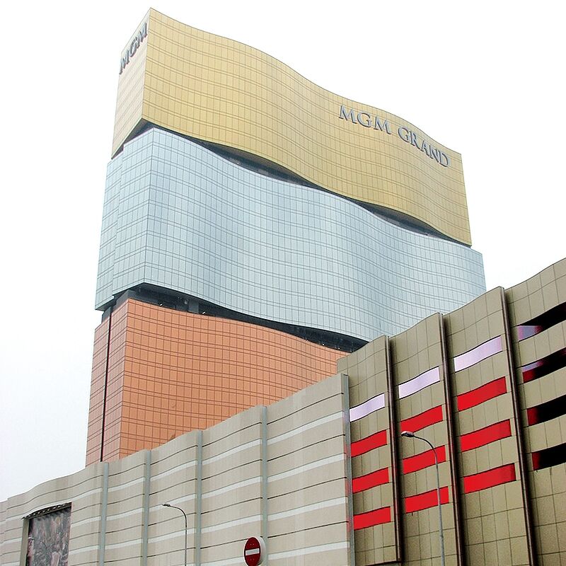 Ultra clear glass Engineering case